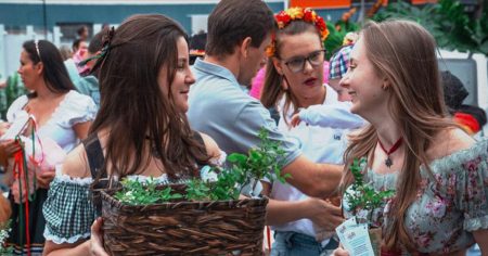 Inscrições abertas para o desfile dos 155 anos de Timbó na Festa do Imigrante