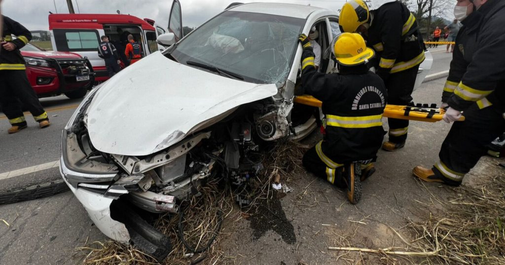 Acidente em rodovia entre Ilhota e Gaspar deixa um óbito e 3 feridos