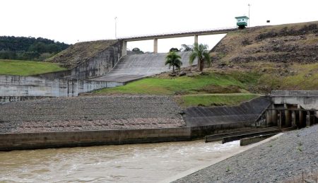 Defesa Civil de SC realiza manutenção na Barragem de Ituporanga para garantir segurança hídrica