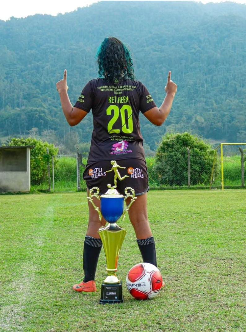 Patrocinado pelo Misturebas, Só Resenha vence o Campeonato de Futebol Suíço de Timbó