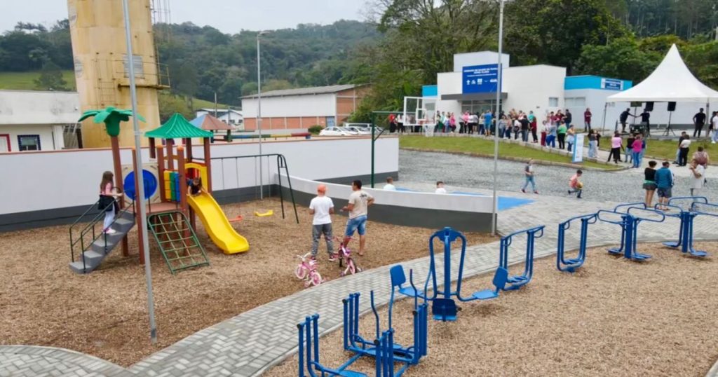 Praça e Unidade de Saúde são Inauguradas no Bairro Dona Clara em Timbó