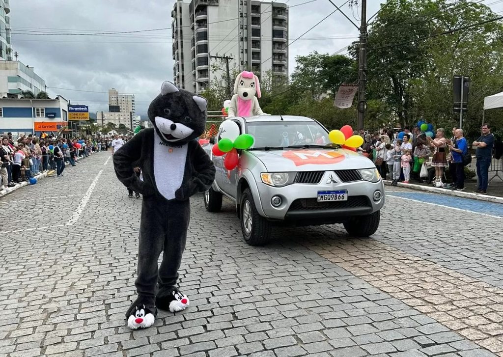 Últimos dias para inscrições no Desfile Alegórico da Festa do Imigrante, em Timbó