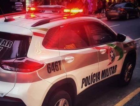 Polícia Militar recupera veículo furtado em Timbó