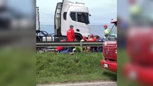 Em Barra Velha, homem morre após ser atropelado enquanto tentava cruzar rodovia a pé