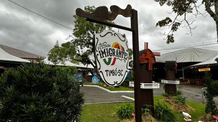 32ª Festa do Imigrante, de Timbó, recebe os últimos preparativos para amanhã