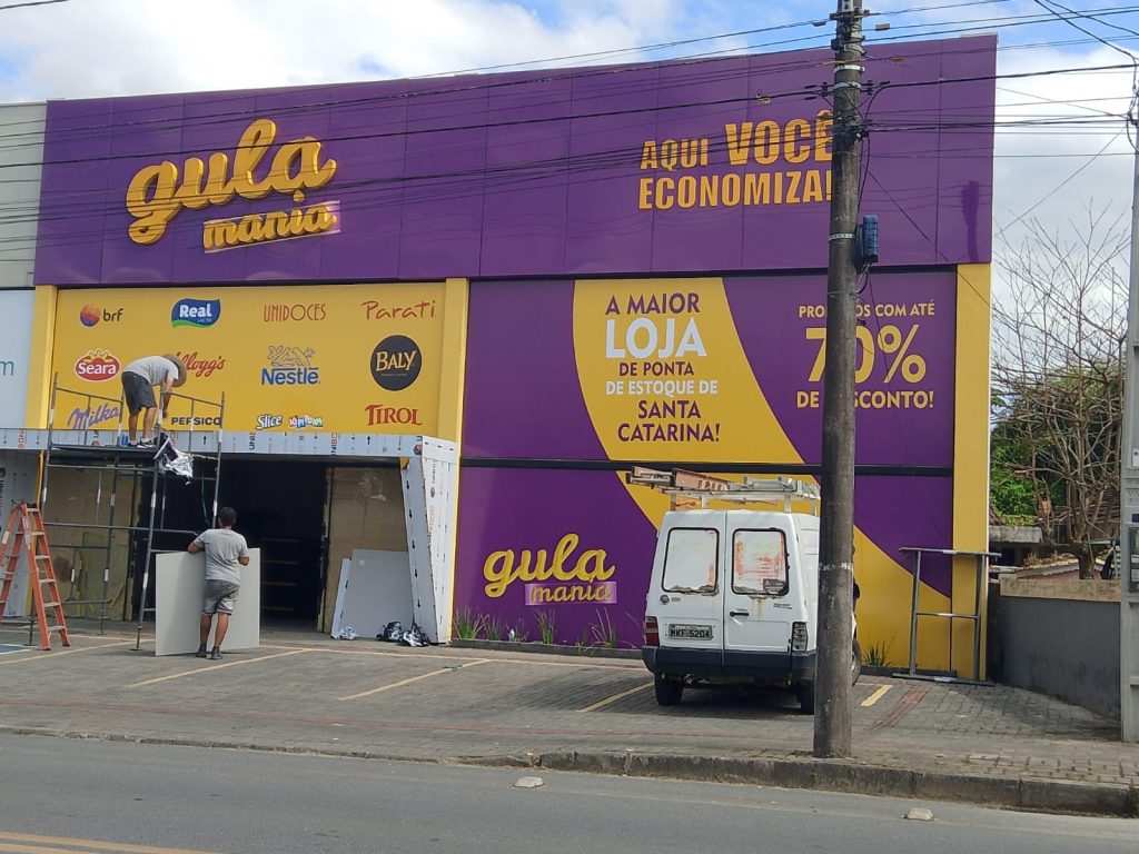 Gula Mania inaugura novo ponto comercial com festa e degustação em Indaial