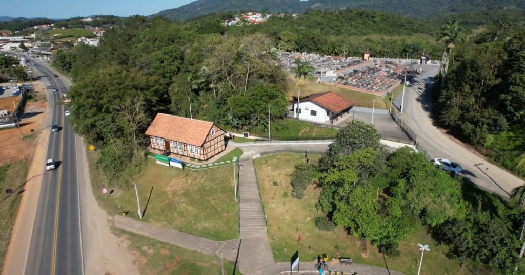 Com mais de 38 mil habitantes, maior bairro de Blumenau supera a população de cidades como Pomerode e Campos Novos