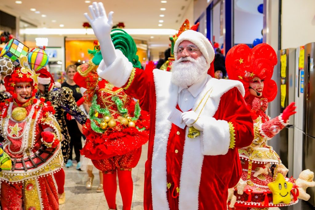 Norte Shopping recebe Papai Noel e inicia festividades de Natal com o tema 