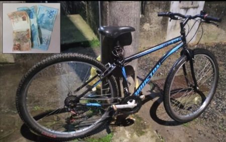 Mulher é presa após furtar bicicleta em Timbó