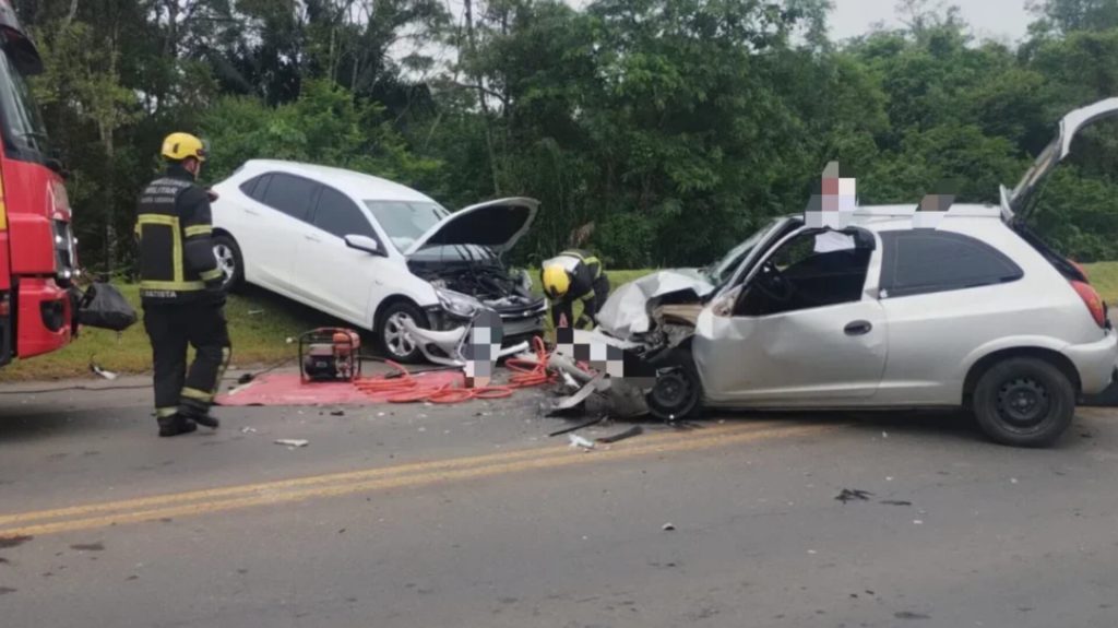 Em SC, casal sofre acidente grave após sair de motel sem pagar a conta