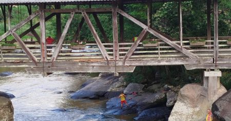 Criança de 9 anos desaparece em rio ao banhar cachorro em Rio dos Cedros