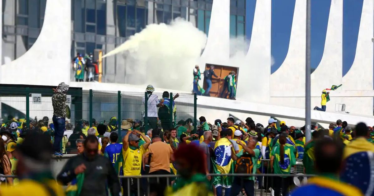 PF deve enviar  ao STF inquérito com mais de 700 páginas sobre os atos de 8 de janeiro