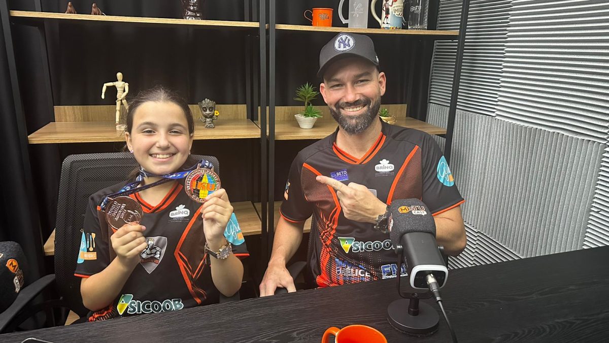 Medalhista no Mundial de caratê, a maior luta de Yasmim é fora do tatame