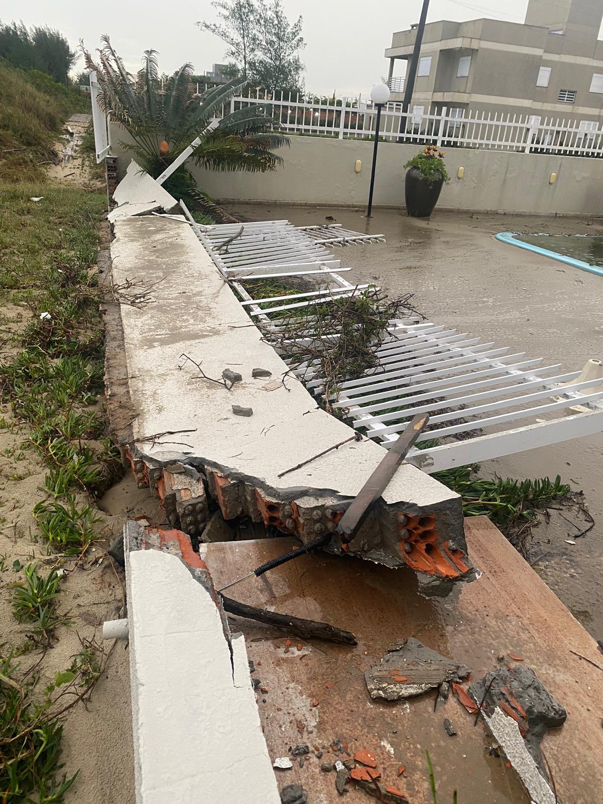 Tsunami meteorológico atinge Jaguaruna e causa destruição em cerca de 15 quilômetros da cidade