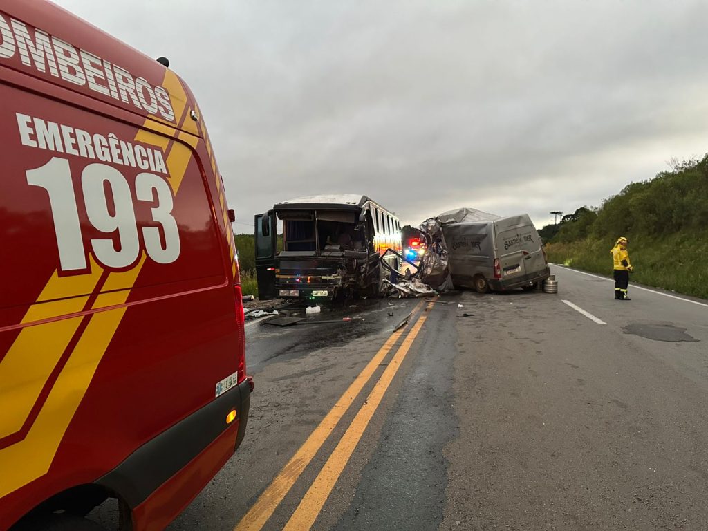 Acidente na BR-470 em Curitibanos resulta em óbito e deixa feridos