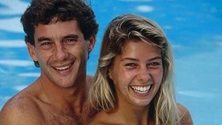 Família de Ayrton Senna teria investigado Adriane Galisteu, revela jornalista