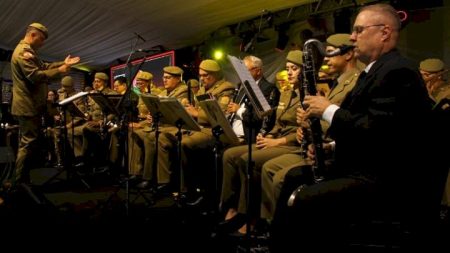 Recital de natal da Polícia Militar promove emoção e confraternização em Florianópolis