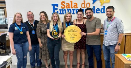 Sala do Empreendedor de Timbó conquista Selo Ouro Sebrae com 8.500 atendimentos no ano