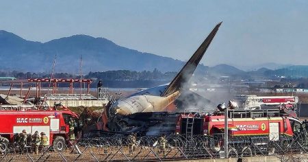 Avião Boeing explode e deixa 179 mortos na Coreia do Sul