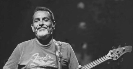 Renato Tommaso, baixista e produtor técnico do Jota Quest, morre aos 54 anos