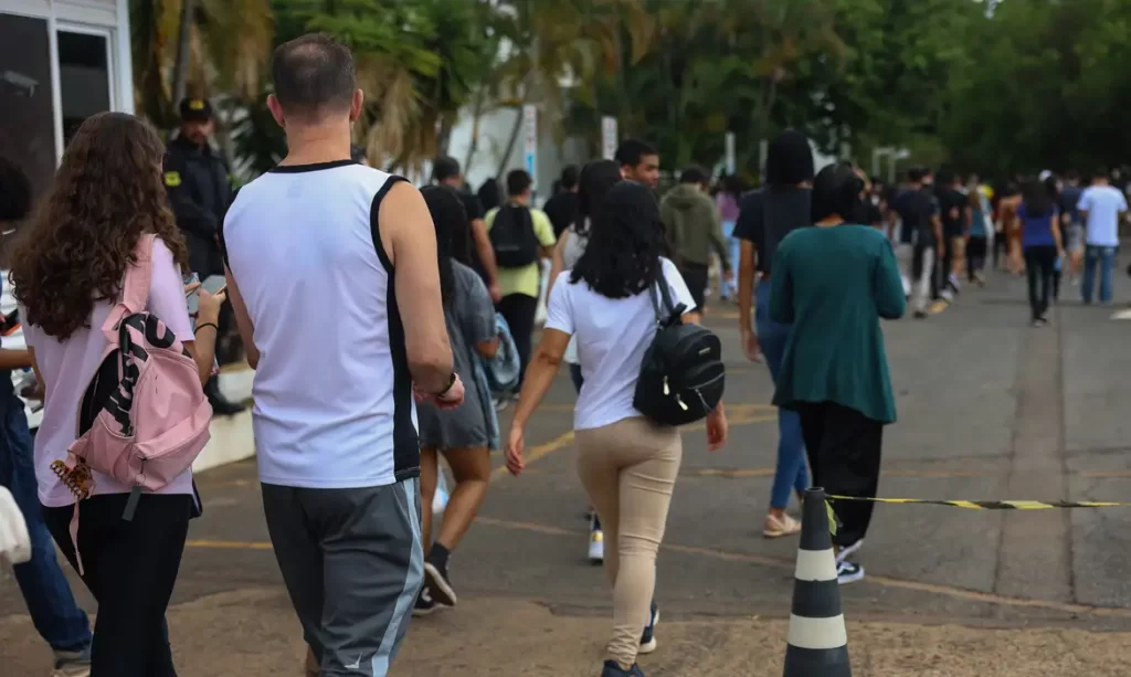 Chegou o grande dia! Resultados do Enem 2024 saem hoje e definem o futuro