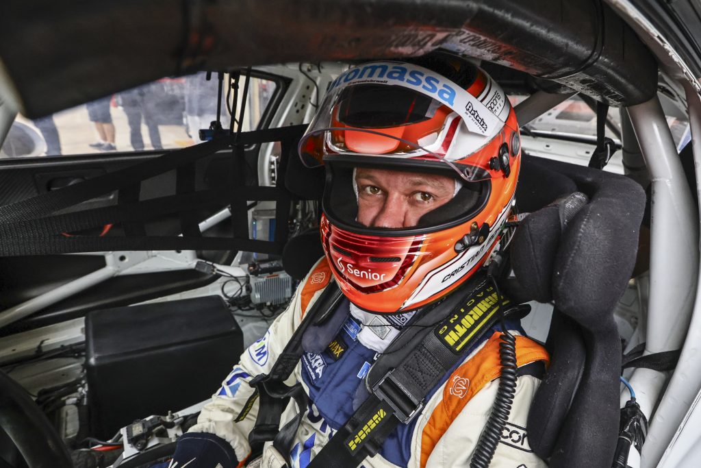 Cristian Mohr, de Blumenau, conquista vaga na principal categoria da Porsche Cup