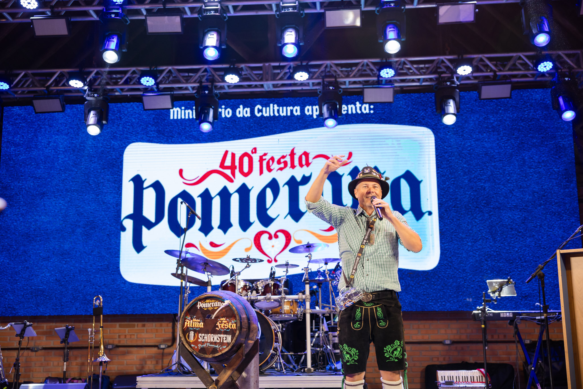 Abertura oficial da 40ª Festa Pomerana atrai 6,5 mil pessoas em Pomerode