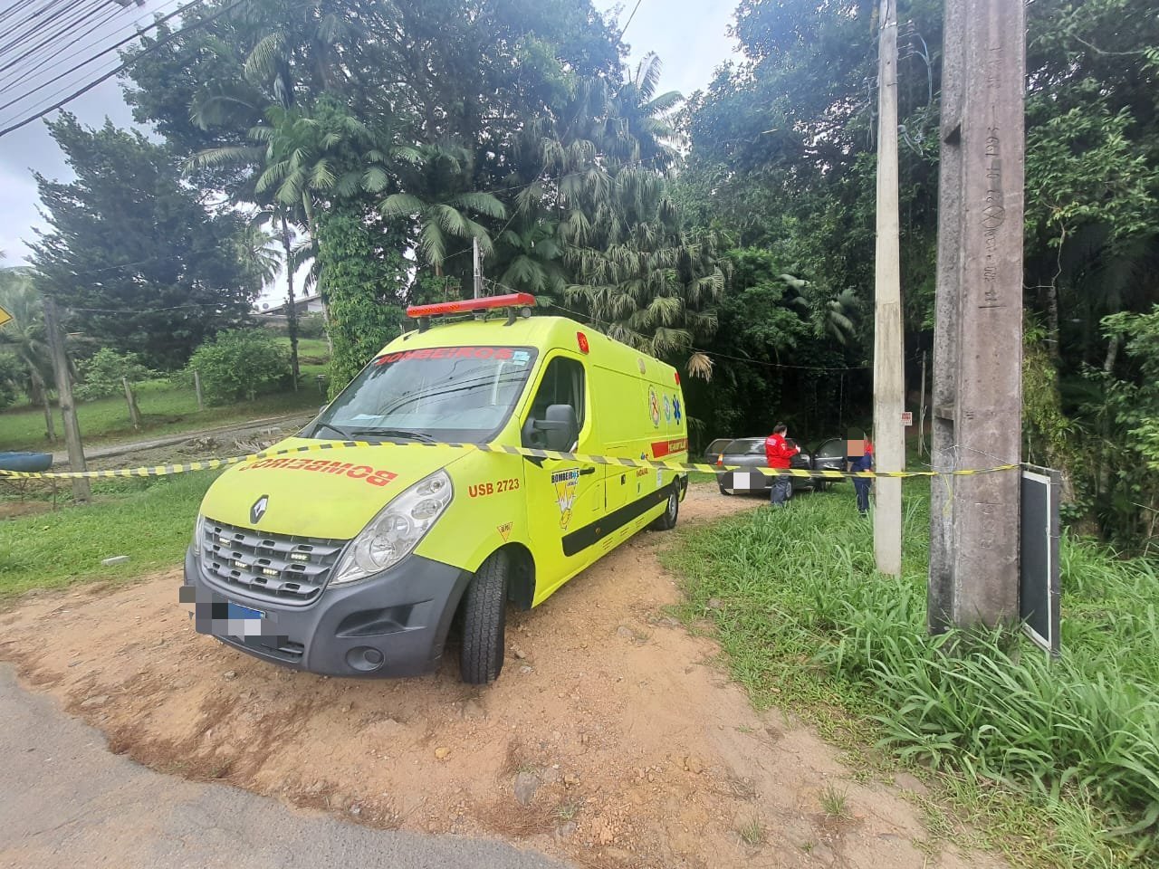 Em Indaial, corpo é encontrado carbonizado dentro de veículo incendiado 