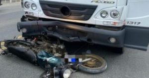 Identificado os mortos do acidente entre moto e caminhão em Blumenau