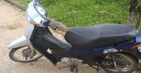 Homem é preso com moto furtada e posse de drogas em Indaial