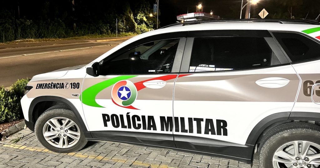 Homem é brutalmente espancado por dupla de moradores de rua em Joinville