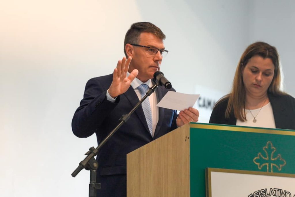 Veja como foi a posse em Rio dos Cedros, Benedito Novo, Rodeio e Pomerode