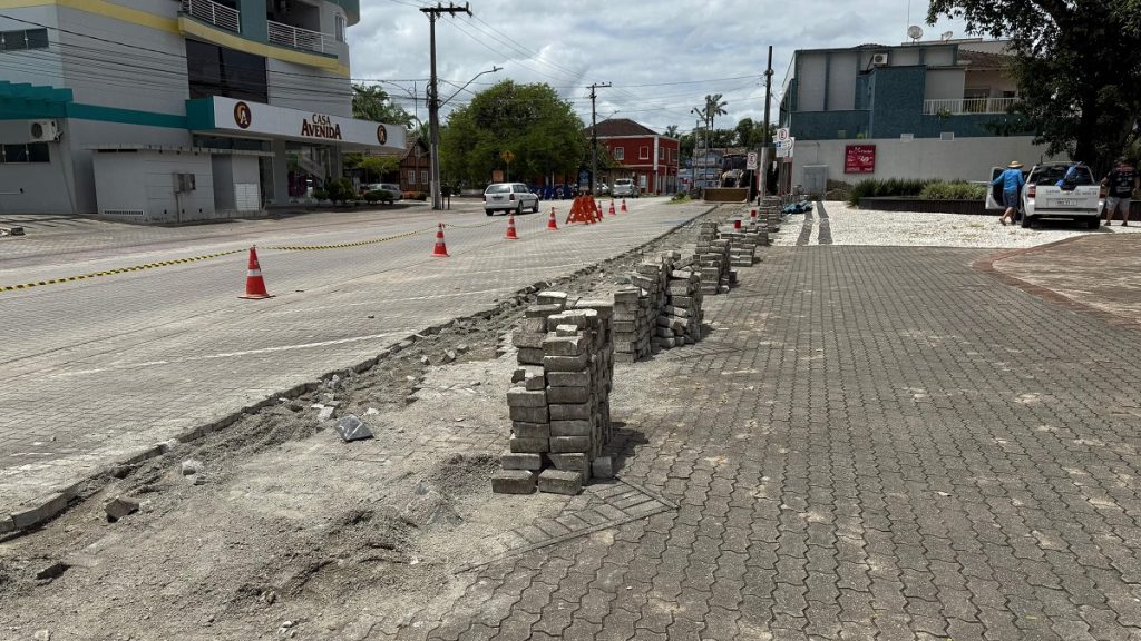 Obras emergenciais para abastecimento de água são realizadas em Timbó