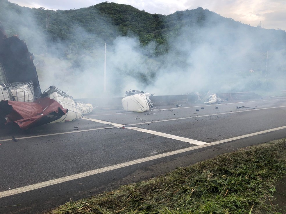 IMA atua para minimizar danos causados por vazamento de 16 mil litros de clorito de sódio na BR-101