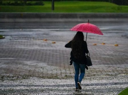 Frente fria intensifica temporais em Santa Catarina nesta quinta-feira