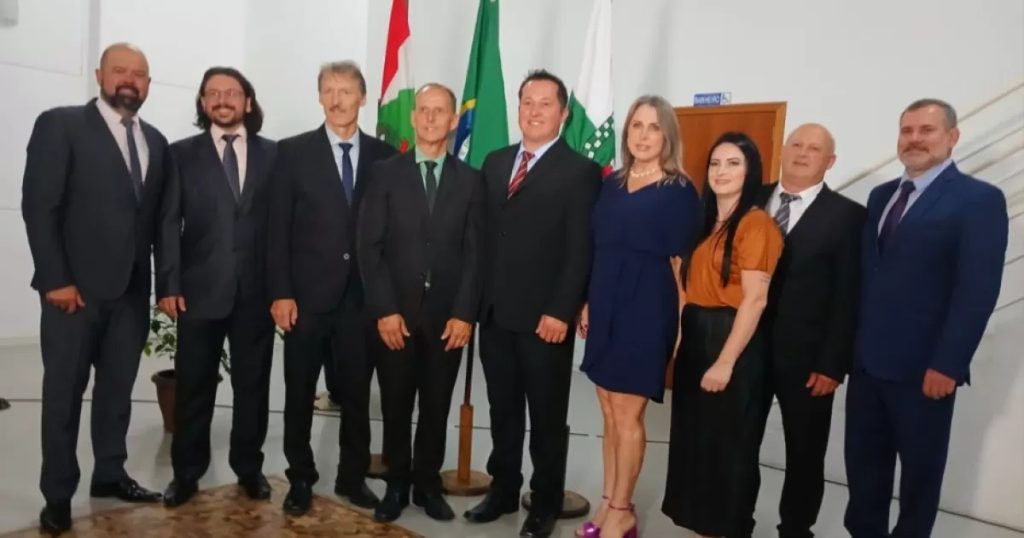 Veja como foi a posse em Rio dos Cedros, Benedito Novo, Rodeio e Pomerode