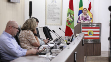 Vereadores aprovam metas de produtividade e desempenho para servidores do Samae em Blumenau