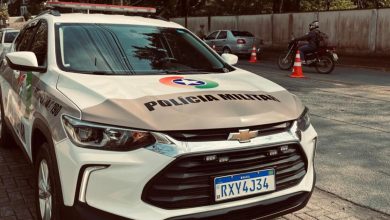 Homem é encontrado com facão na cintura e preso por agressão à companheira em Pomerode
