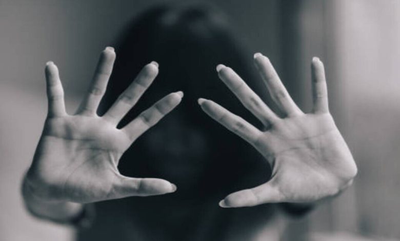 Homem é preso em Timbó após agredir, estrangular e ameaçar companheira