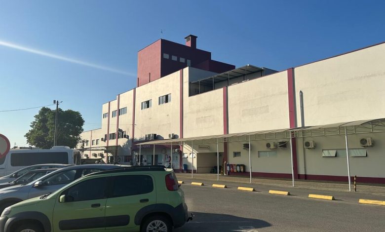 Hospital de Indaial envia paciente com pulmão perfurado para casa