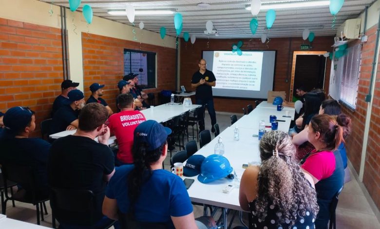 Civil de Indaial promove palestra sobre combate à violência contra a mulher em ambiente empresarial