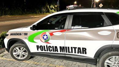 Casal é preso por agressão mútua na frente de criança e embriaguez ao volante em Indaial
