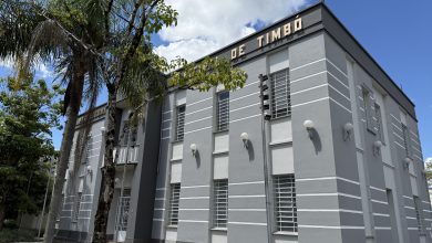 Prefeitura de Timbó convoca profissionais de saúde para vagas de Fonoaudiólogo e Infectologista