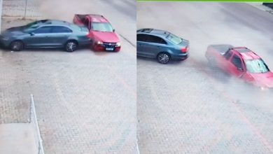 Carro desgovernado atinge veículo estacionado e motorista sai antes da chegada da PM em Timbó