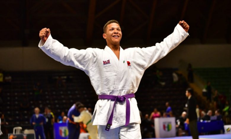 Atletas de Blumenau disputam competições internacionais de judô no Brasil e na Alemanha