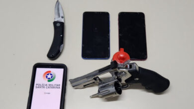 Dupla é presa transitando em Brusque após tentativa de roubo em Itapema