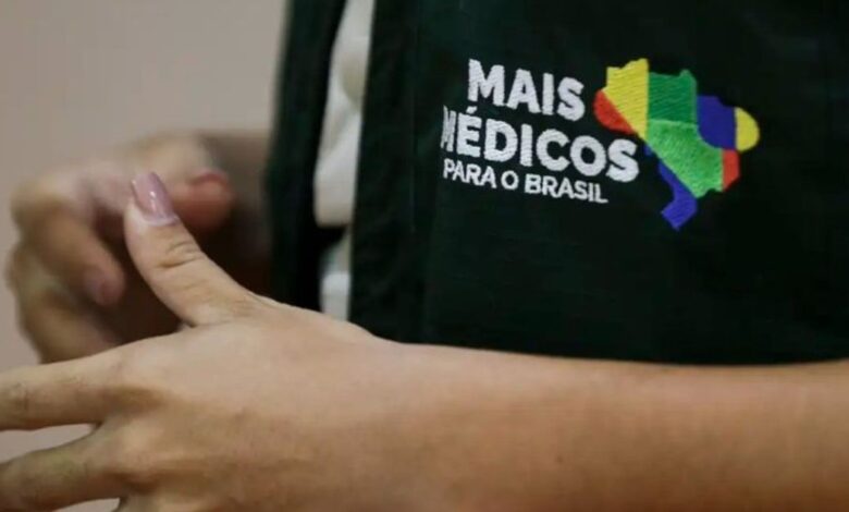 Programa Mais Médicos envia reforço a 8 municípios de SC