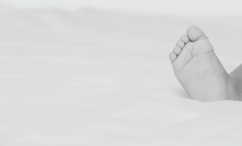 Bebê de 1 ano morre com sinais de tortura possível abuso sexual em SC