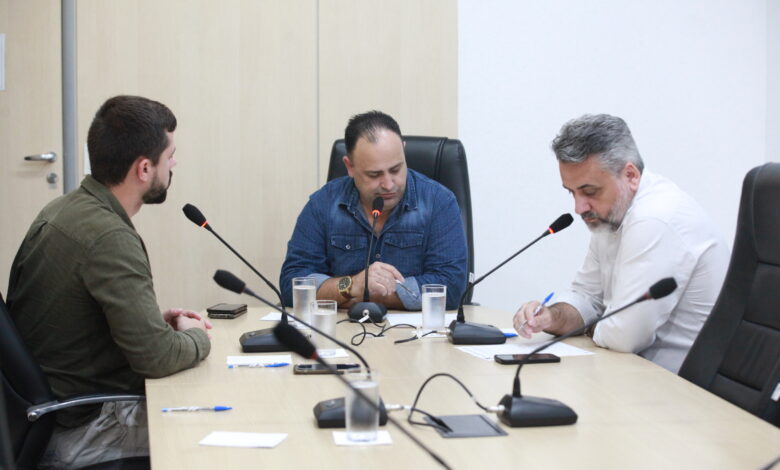 Comissão de Telefonia da Câmara de Blumenau define cargos e plano de trabalho