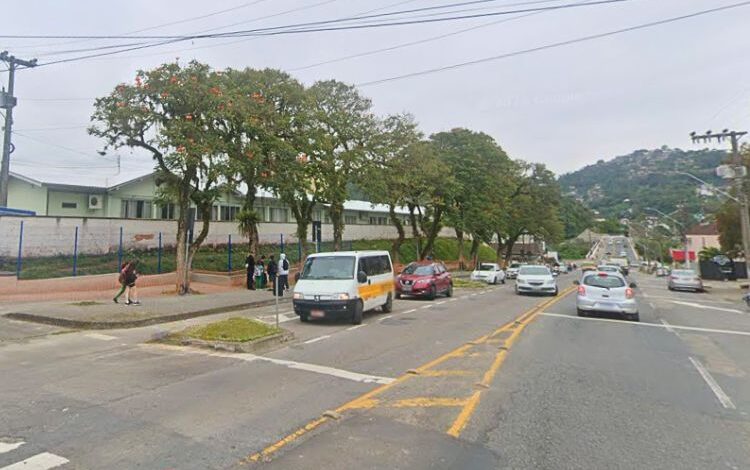 Criança de 5 anos é encontrada ferida após sair sozinha de escola em Blumenau